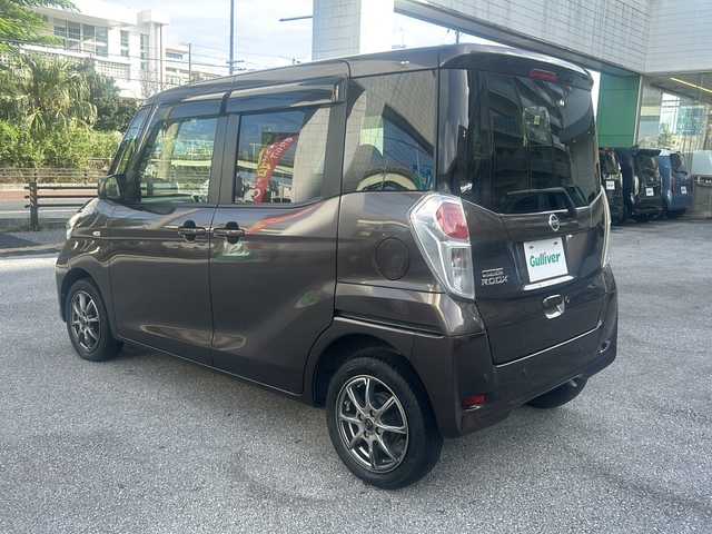 日産 デイズ ルークス X 沖縄県 2018(平30)年 5.9万km アッシュブラウンM 社外７型ナビ(MDV-D305BT)/ワンセグ　/全周囲カメラ　/ＥＴＣ　/片側パワースライドドア　/前後コーナーセンサー　/後席サーキュレーター　/W＋サイドエアバッグ　/スマートキー　/衝突軽減システム/アイドリングストップ/スマートキー/ABS/横滑り防止装置/衝突軽減システム