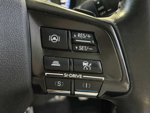 スバル レヴォーグ 1．6GT アイサイト Sスタイル 東京都 2019(令1)年 6.5万km WRブルーパール ワンオーナー/純正SDナビ/・BT/DVD/CD/USB/iPod/クルーズコントロール追従機能有/バックモニター/運転席パワーシート/運転席助手席シートヒーター/前方ドライブレコーダー/ビルトインETC/コーナーセンサー/LEDヘッドライト/プッシュスタート/MTモード付AT/パドルシフト/フロントSTIエアロパーツ/アイドリングストップ/レーンキープアシスト/横滑り防止装置/盗難防止装置/アンチブレーキングシステム/オートライト/衝突被害軽減システム/純正アルミホイール/純正フロアマット/W/サイドエアバッグ/保証書・取扱説明書