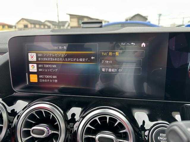 メルセデス・ベンツ Ｂ２００ｄ AMGライン 埼玉県 2019(令1)年 2.5万km ジュピターレッド 黒赤革/純正HDDナビ/（Bluetooth/USB）/３６０度カメラ/レーダーセーフティＰ/パノラミックスライディングルーフ/パワーバックドア/パワーシート/ＬＥＤヘッドライト/シートヒーター/クリアランスソナー/ドラレコ/スマートキー/ETC