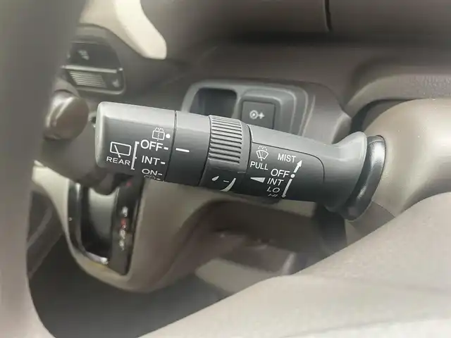 ホンダ Ｎ ＢＯＸ L 愛媛県 2022(令4)年 4.1万km プラチナホワイトパール ホンダセンシング/衝突被害軽減ブレーキ/レーンキープアシスト/前後誤発進抑制機能/アダプティブクルーズコントロール/ロードサインアシスト/クリアランスソナー/純正7インチナビ【VXM-224VFi】/　CD/DVD/Bluetooth/フルセグTV/バックカメラ/ビルトインETC/両側パワースライドドア/オートライト/LEDヘッドライト/電子パーキングブレーキ/バックテーブル×2/プッシュスタート/ステアリングスイッチ