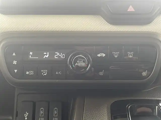 ホンダ Ｎ ＢＯＸ L 愛媛県 2022(令4)年 4.1万km プラチナホワイトパール ホンダセンシング/衝突被害軽減ブレーキ/レーンキープアシスト/前後誤発進抑制機能/アダプティブクルーズコントロール/ロードサインアシスト/クリアランスソナー/純正7インチナビ【VXM-224VFi】/　CD/DVD/Bluetooth/フルセグTV/バックカメラ/ビルトインETC/両側パワースライドドア/オートライト/LEDヘッドライト/電子パーキングブレーキ/バックテーブル×2/プッシュスタート/ステアリングスイッチ