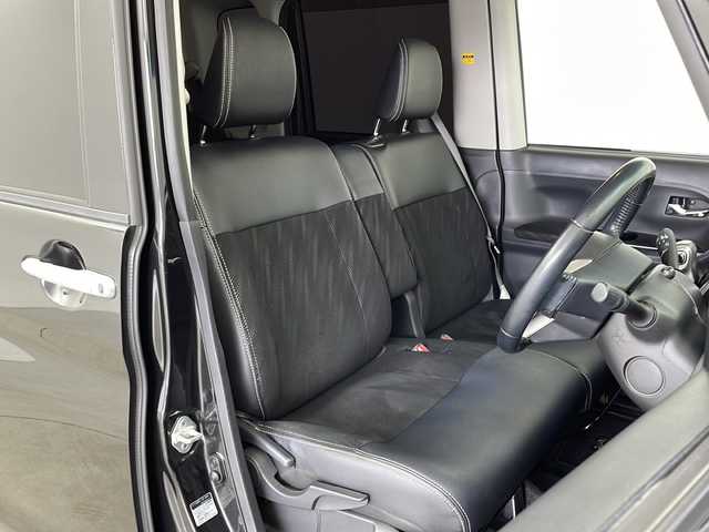 ダイハツ タント カスタム RS トップED SA Ⅲ 鹿児島県 2018(平30)年 6.1万km ブラックマイカメタリック 純正8インチナビ/(フルセグTV/AM/FM/DVD)/衝突被害軽減ブレーキ/両側パワースライドドア/ハーフレザーシート/シートヒーター/ドライブレコーダー/バックカメラ/オートライト/オートハイビーム/フロントフォグランプ/横滑り防止装置/盗難防止装置/アイドリングストップ/LEDヘッドライト/純正フロアマット/純正ドアバイザー/ETC
