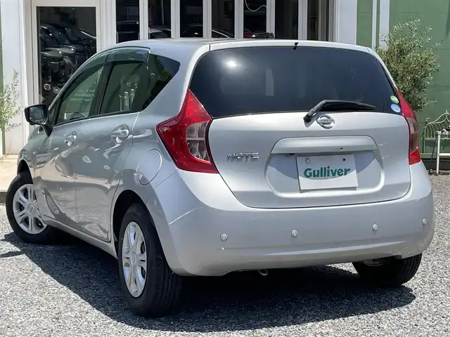 日産 ノート XVセレ +セーフ 埼玉県 2014(平26)年 1.4万km ブリリアントシルバー ワンオーナー/13739ｋｍ/純正ナビＴＶ/前方ドラレコ/バックカメラ/アラウンドビューモニター/モニター付バックミラー/プッシュスタート/コーナーセンサー/クリアランスソナー/衝突軽減ブレーキ/レーンキープアシスト/横滑防止装置/取扱説明書