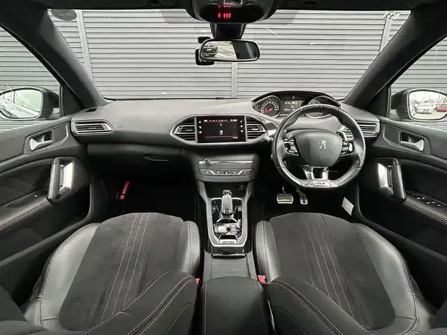 プジョー ３０８ GT ブルーHDi 茨城県 2018(平30)年 5.8万km マグネティックブルー 後期型 /純正ディスプレイOD /CarPlay /衝突軽減B /LKA /BSM /バックカメラ /パーキングセンサー /半革シート /LEDヘッドライト/オートハイビーム /クルーズコントロール /パドルシフト /純正18インチアルミホイール /BT/USB /禁煙車