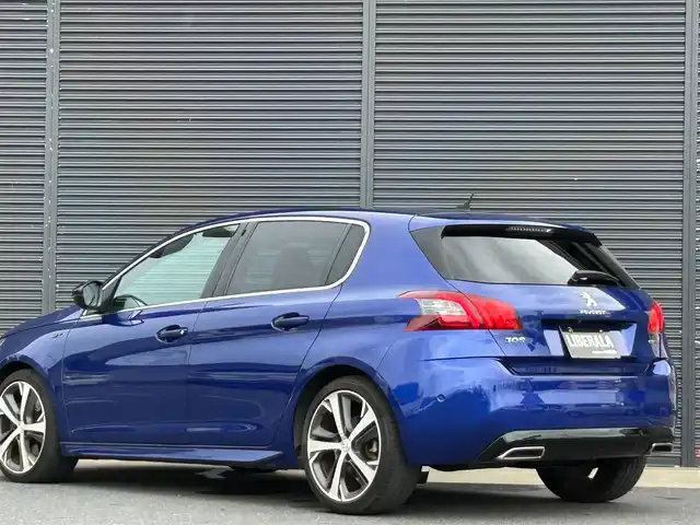 プジョー ３０８ GT ブルーHDi 茨城県 2018(平30)年 5.8万km マグネティックブルー 後期型 /純正ディスプレイOD /CarPlay /衝突軽減B /LKA /BSM /バックカメラ /パーキングセンサー /半革シート /LEDヘッドライト/オートハイビーム /クルーズコントロール /パドルシフト /純正18インチアルミホイール /BT/USB /禁煙車