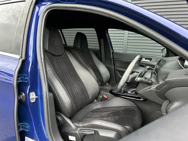 プジョー ３０８ GT ブルーHDi 茨城県 2018(平30)年 5.8万km マグネティックブルー 後期型 /純正ディスプレイOD /CarPlay /衝突軽減B /LKA /BSM /バックカメラ /パーキングセンサー /半革シート /LEDヘッドライト/オートハイビーム /クルーズコントロール /パドルシフト /純正18インチアルミホイール /BT/USB /禁煙車