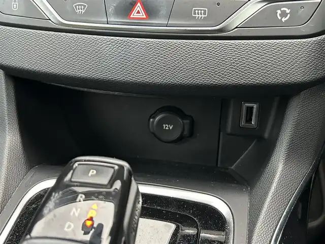 プジョー ３０８ GT ブルーHDi 茨城県 2018(平30)年 5.8万km マグネティックブルー 後期型 /純正ディスプレイOD /CarPlay /衝突軽減B /LKA /BSM /バックカメラ /パーキングセンサー /半革シート /LEDヘッドライト/オートハイビーム /クルーズコントロール /パドルシフト /純正18インチアルミホイール /BT/USB /禁煙車