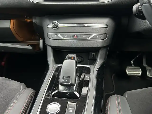 プジョー ３０８ GT ブルーHDi 茨城県 2018(平30)年 5.8万km マグネティックブルー 後期型 /純正ディスプレイOD /CarPlay /衝突軽減B /LKA /BSM /バックカメラ /パーキングセンサー /半革シート /LEDヘッドライト/オートハイビーム /クルーズコントロール /パドルシフト /純正18インチアルミホイール /BT/USB /禁煙車