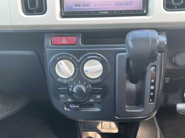 スズキ アルト S 兵庫県 2014(平26)年 2.9万km シフォンアイボリーM 保証書・取説・有/ワンオーナー/社外SDメモリーナビ・FM・AM・TV(ワンセグ)・CD・DVD/バックカメラ/ビルトインETC/アイドリングストップ/シートヒーター/衝突被害軽減ブレーキ/電動格納ミラー/純正フロアマット/純正ドアバイザー