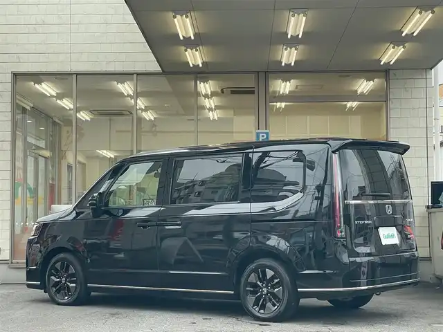 ホンダ ステップワゴン スパーダ eHEV 愛知県 2022(令4)年 4万km クリスタルブラックパール /当店買取/禁煙/1オーナー//純正11.4インチナビLXM-237VFLi//CD/DVD/フルセグTV/HDMI/SD/Musiclack//Bluetooth/ETC2.0//ナビ装着スペシャルパッケージ//ブラインドスポットインフォメーション//パワーゲート/リヤスポ//全列USB/ハーフレザー/シートヒーター//2列目オットマン//Aブレーキホールド//パドルシフト//typeC/USB/TRC/カーテンエアバック//両側Pスライドドア//保証書/取説/スペアキー