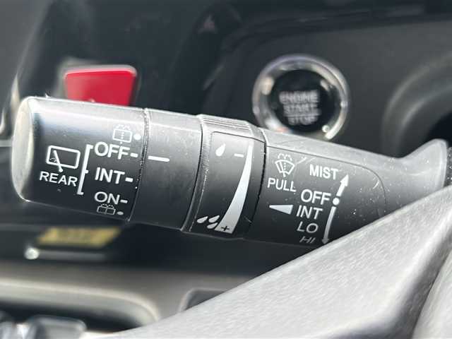 ホンダ ステップワゴン G 道北・旭川 2016(平28)年 8万km クリスタルブラックパール /4WD//禁煙車//ワンオーナー//わくわくゲート//社外SDナビ//CD/DVD/SD/MSV/BT/USB/フルセグ//両側パワースライドドア//バックカメラ//アイドリングストップ//クルーズコントロール//横滑り防止//ミラーヒーター//オートライト//LEDヘッドライト//ETC//純正エンジンスターター//サンシェード//フロントデアイサー//シートバックルテーブル//純正フロアマット//純正ホイール付き冬タイヤ積込