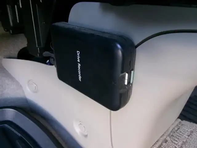 スズキ エブリィ ワゴン PZターボ スペシャル 群馬県 2022(令4)年 2.2万km パールホワイト ワンオーナー/スズキセーフティサポート/純正メモリーナビ・フルセグTV/　・BT・DVD(CN-RZ775W)/純正バックモニター/純正前後ドライブレコーダー/ETC/両側パワースライドドア/オートステップ/D席シートヒーター/リアヒーター/4WDターボ/スマートキー×2＆プッシュスタート/保証書＆取説