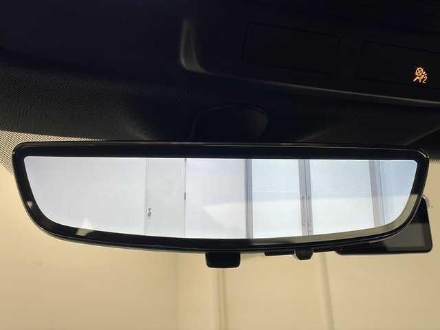 シボレー シボレー カマロ SS 新潟県 2023(令5)年 2.1万km 白 純正ナビ/(AM/FM/Bluetooth/USB/Carplay)/バックカメラ/ETC/ドライブレコーダー/BOSEサウンド/ブラックレザーシート/シートヒーター/ベンチレーション/メモリ付きパワーシート/ステアリングヒーター/クルーズコントロール/ブラインドスポットアシスト/リアクロストラフィックアラート/パドルシフト/4モードドライブセレクター/ヘッドアップディスプレイ/デジタルインナーミラー/アンビエントライト/純正20インチアルミホイール/LEDヘッドライト