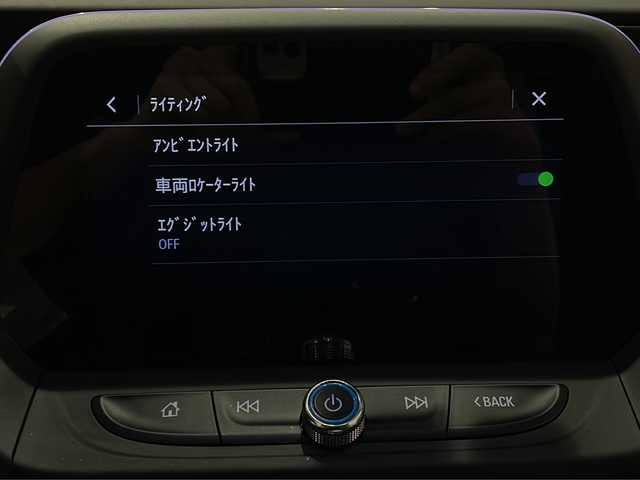 シボレー シボレー カマロ SS 新潟県 2023(令5)年 2.1万km 白 純正ナビ/(AM/FM/Bluetooth/USB/Carplay)/バックカメラ/ETC/ドライブレコーダー/BOSEサウンド/ブラックレザーシート/シートヒーター/ベンチレーション/メモリ付きパワーシート/ステアリングヒーター/クルーズコントロール/ブラインドスポットアシスト/リアクロストラフィックアラート/パドルシフト/4モードドライブセレクター/ヘッドアップディスプレイ/デジタルインナーミラー/アンビエントライト/純正20インチアルミホイール/LEDヘッドライト