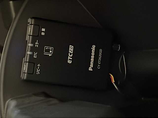 シボレー シボレー カマロ SS 新潟県 2023(令5)年 2.1万km 白 純正ナビ/(AM/FM/Bluetooth/USB/Carplay)/バックカメラ/ETC/ドライブレコーダー/BOSEサウンド/ブラックレザーシート/シートヒーター/ベンチレーション/メモリ付きパワーシート/ステアリングヒーター/クルーズコントロール/ブラインドスポットアシスト/リアクロストラフィックアラート/パドルシフト/4モードドライブセレクター/ヘッドアップディスプレイ/デジタルインナーミラー/アンビエントライト/純正20インチアルミホイール/LEDヘッドライト