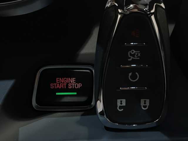 シボレー シボレー カマロ SS 新潟県 2023(令5)年 2.1万km 白 純正ナビ/(AM/FM/Bluetooth/USB/Carplay)/バックカメラ/ETC/ドライブレコーダー/BOSEサウンド/ブラックレザーシート/シートヒーター/ベンチレーション/メモリ付きパワーシート/ステアリングヒーター/クルーズコントロール/ブラインドスポットアシスト/リアクロストラフィックアラート/パドルシフト/4モードドライブセレクター/ヘッドアップディスプレイ/デジタルインナーミラー/アンビエントライト/純正20インチアルミホイール/LEDヘッドライト