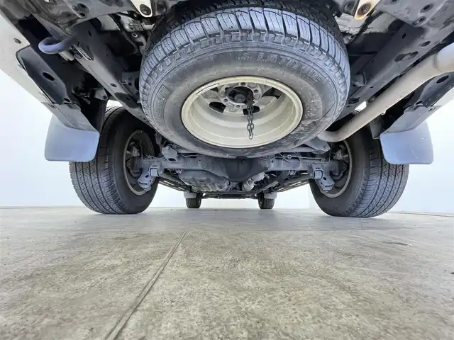 トヨタ ランドクルーザー プラド TX 千葉県 2018(平30)年 6.4万km ホワイトパールクリスタルシャイン ワンオーナー/4WD/Toyota Safety Sense/・プリクラッシュセーフティシステム/・レーダークルーズコントロール/・レーンディパーチャーアラート/・オートマチックハイビーム/ディーラー純正SDナビ/（CD/DVD/Bluetooth/フルセグ）/バックカメラ/サンルーフ/ビルトインETC/プッシュスタート/オートエアコン/オートライト/純正ドライブレコーダー/IDLEUP機能/2ndSTART機能/ルーフレール/サイドステップ/ステアリングスイッチ/純正フロアマット/純正17インチAW/LED/トノカバー/スペアキー×1