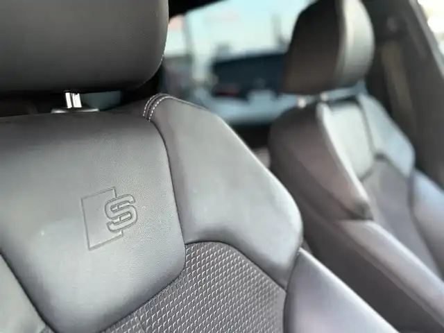 アウディ Ｑ５ 40TDIクワトロ Sライン 香川県 2019(令1)年 5.2万km パール メーカーナビ/フルセグ/全方位カメラ/バーチャルコクピット/ハーフレザーシート/前席パワーシート/全席シートヒーター/純正19インチアルミ/LEDヘッドライト/コーナーセンサー/スマートキー/パーキングアシスト/純正前後ドライブレコーダー/パワーバックドア/インテリジェントグライディング/エフィシェンシアシスト/ビルトインETC2.0