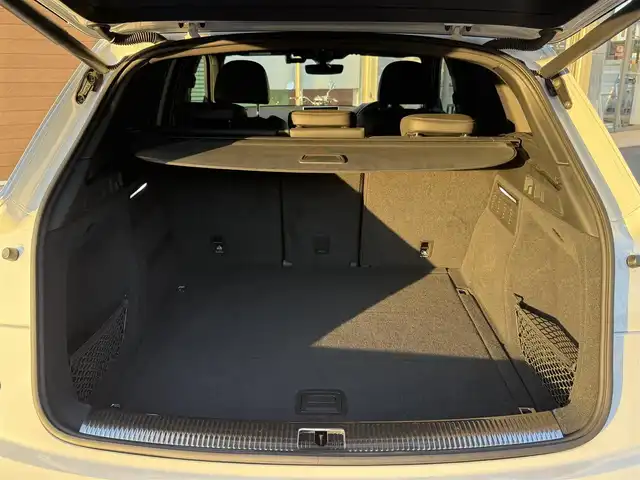 アウディ Ｑ５ 40TDIクワトロ Sライン 香川県 2019(令1)年 5.2万km パール メーカーナビ/フルセグ/全方位カメラ/バーチャルコクピット/ハーフレザーシート/前席パワーシート/全席シートヒーター/純正19インチアルミ/LEDヘッドライト/コーナーセンサー/スマートキー/パーキングアシスト/純正前後ドライブレコーダー/パワーバックドア/インテリジェントグライディング/エフィシェンシアシスト/ビルトインETC2.0