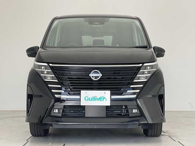 日産 セレナ e－パワー ハイウェイスター V 愛知県 2025(令7)年 0.1千km ダイヤモンドブラック プロパイロット/登録済未使用車/純正12.4型ディズプレイオーディオナビ/全方位カメラ/両側パワースライドドア/レーダークルーズコントロール/バックカメラ/ハンズフリースライドドア/コーナーセンサー/純正アルミホイール/ETC2.0/ブラインドスポットモニター/LEDヘッドライト/インテリジェントミラー/リアオートエアコン/オートマチックハイビーム/ドライブレコーダー/ワイヤレス充電機/衝突軽減システム/フルセグ/Bluetooth/ステアリングスイッチ/スマートキー/プッシュスタート