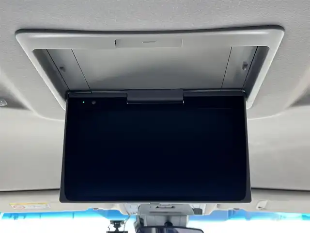 トヨタ アルファード S Cパッケージ 奈良県 2022(令4)年 2.8万km ホワイトパールクリスタルシャイン モデリスタエアロ/ワンオーナー/純正9インチディスプレイオーディオ/（TV/BT/AppleCarPlay/AndroidAuto）/純正12インチフリップダウンモニター（V12T-R68C）/レーダークルーズコントロール/バックカメラ/前後コーナーセンサー/プリクラッシュセーフティ/レーンキープアシスト/両側パワースライドドア/パワーバックドア/レザーシート/運転席メモリーシート/全席パワーシート/前席シートヒーター/エアーシート/ステアリングヒーター/後席サンシェード/LEDヘッドライト/ETC/前後ドライブレコーダー（DC-DR652）/純正18インチAW/保証書/取り扱い説明書/スペアキーX1