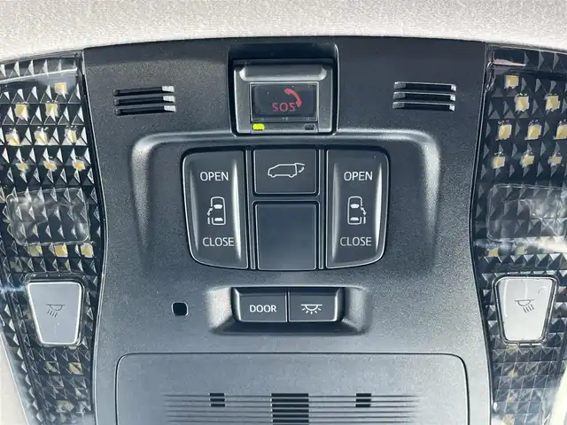 トヨタ アルファード S Cパッケージ 奈良県 2022(令4)年 2.8万km ホワイトパールクリスタルシャイン モデリスタエアロ/ワンオーナー/純正9インチディスプレイオーディオ/（TV/BT/AppleCarPlay/AndroidAuto）/純正12インチフリップダウンモニター（V12T-R68C）/レーダークルーズコントロール/バックカメラ/前後コーナーセンサー/プリクラッシュセーフティ/レーンキープアシスト/両側パワースライドドア/パワーバックドア/レザーシート/運転席メモリーシート/全席パワーシート/前席シートヒーター/エアーシート/ステアリングヒーター/後席サンシェード/LEDヘッドライト/ETC/前後ドライブレコーダー（DC-DR652）/純正18インチAW/保証書/取り扱い説明書/スペアキーX1