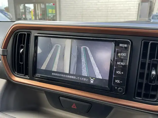 トヨタ パッソ モーダ　チャーム 大分県 2021(令3)年 1.6万km ブラックマイカメタリック/パウダリーベージュメタリック 2トーン 〇ワンオーナー/〇純正メモリーナビ（NSCN-W68）/　CD/BT/ワンセグ/ラジオ/〇全方位カメラ/〇ETC/〇社外前後ドライブレコーダー/〇スマートキー/〇エンジンプッシュスタート/〇ステアリングスイッチ/〇プリクラッシュセーフティシステム/〇オートハイビームアシスト/〇横滑り防止機能/〇純正LEDヘッドライト/〇純正フォグランプ/〇ウインカーミラー/〇保証書/〇取扱説明書/〇スペアキー