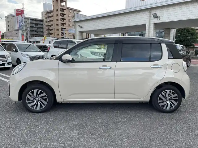 トヨタ パッソ モーダ　チャーム 大分県 2021(令3)年 1.6万km ブラックマイカメタリック/パウダリーベージュメタリック 2トーン 〇ワンオーナー/〇純正メモリーナビ（NSCN-W68）/　CD/BT/ワンセグ/ラジオ/〇全方位カメラ/〇ETC/〇社外前後ドライブレコーダー/〇スマートキー/〇エンジンプッシュスタート/〇ステアリングスイッチ/〇プリクラッシュセーフティシステム/〇オートハイビームアシスト/〇横滑り防止機能/〇純正LEDヘッドライト/〇純正フォグランプ/〇ウインカーミラー/〇保証書/〇取扱説明書/〇スペアキー