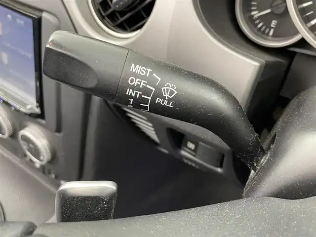 マツダ ロードスター S RHT 大分県 2010(平22)年 6.1万km ブリリアントブラック RECAROシート/車高調/ストラットタワーバー/ADVAN製アルミホイル17インチ/社外SDナビ（MDV-D307BT）/　BT/CD/DVD/ワンセグ/バックカメラ/USB入力端子/MTモード/シートヒーター/パドルシフト/ステアリングスイッチ/革巻ステアリング/ETC