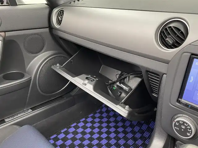 マツダ ロードスター S RHT 大分県 2010(平22)年 6.1万km ブリリアントブラック RECAROシート/車高調/ストラットタワーバー/ADVAN製アルミホイル17インチ/社外SDナビ（MDV-D307BT）/　BT/CD/DVD/ワンセグ/バックカメラ/USB入力端子/MTモード/シートヒーター/パドルシフト/ステアリングスイッチ/革巻ステアリング/ETC