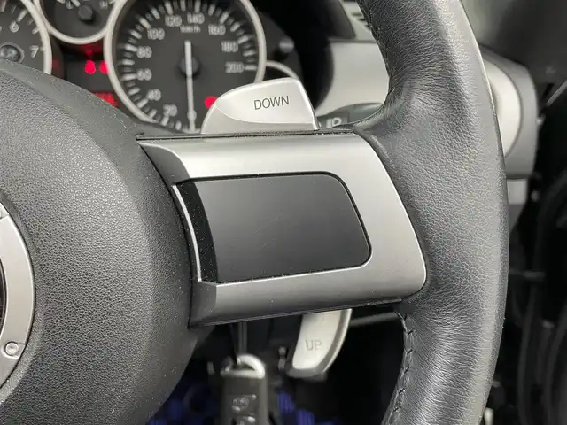 マツダ ロードスター S RHT 大分県 2010(平22)年 6.1万km ブリリアントブラック RECAROシート/車高調/ストラットタワーバー/ADVAN製アルミホイル17インチ/社外SDナビ（MDV-D307BT）/　BT/CD/DVD/ワンセグ/バックカメラ/USB入力端子/MTモード/シートヒーター/パドルシフト/ステアリングスイッチ/革巻ステアリング/ETC