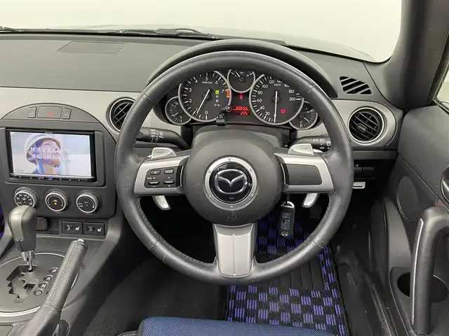 マツダ ロードスター S RHT 大分県 2010(平22)年 6.1万km ブリリアントブラック RECAROシート/車高調/ストラットタワーバー/ADVAN製アルミホイル17インチ/社外SDナビ（MDV-D307BT）/　BT/CD/DVD/ワンセグ/バックカメラ/USB入力端子/MTモード/シートヒーター/パドルシフト/ステアリングスイッチ/革巻ステアリング/ETC