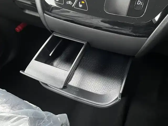 三菱 デリカミニ T プレミアム 道南・函館 2025(令7)年 0.1千km Ｄグリーン /全周囲カメラ//デジタルインナーミラー//ハンドルウォーマー//シートヒーター//両側パワースライドドア//ルーフレール//衝突被害軽減ブレーキ//レーダクルーズコントロール//オートハイビーム//コーナーセンサー