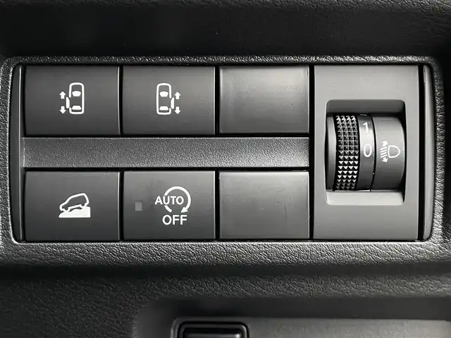 三菱 デリカミニ T プレミアム 道南・函館 2025(令7)年 0.1千km Ｄグリーン /全周囲カメラ//デジタルインナーミラー//ハンドルウォーマー//シートヒーター//両側パワースライドドア//ルーフレール//衝突被害軽減ブレーキ//レーダクルーズコントロール//オートハイビーム//コーナーセンサー