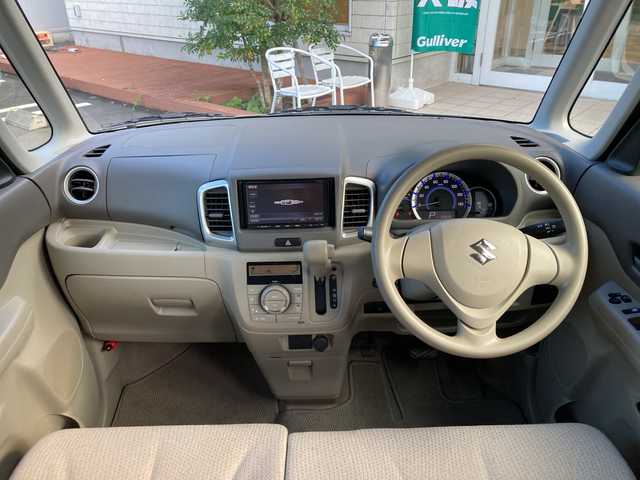 スズキ スペーシア G 愛媛県 2017(平29)年 3.3万km クリスタルホワイトP 純正ナビ/ＴＶ/バックカメラ/シートヒーター/両側スライドドア/禁煙車/スマートキー/プッシュスタート/取説