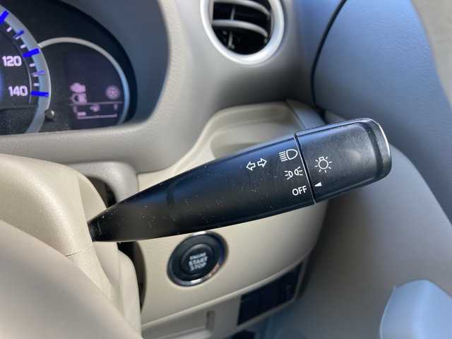 スズキ スペーシア G 愛媛県 2017(平29)年 3.3万km クリスタルホワイトP 純正ナビ/ＴＶ/バックカメラ/シートヒーター/両側スライドドア/禁煙車/スマートキー/プッシュスタート/取説