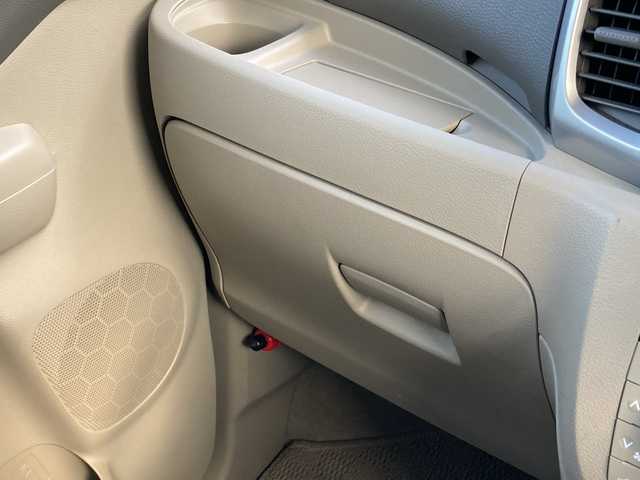 スズキ スペーシア G 愛媛県 2017(平29)年 3.3万km クリスタルホワイトP 純正ナビ/ＴＶ/バックカメラ/シートヒーター/両側スライドドア/禁煙車/スマートキー/プッシュスタート/取説