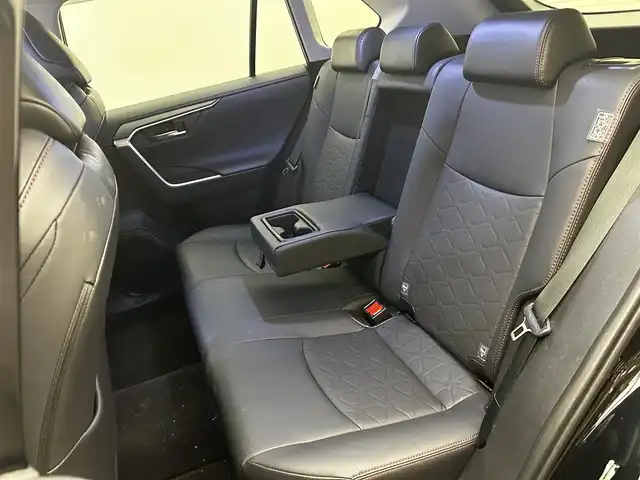トヨタ ＲＡＶ４ アドベンチャー オフロードPKG 愛媛県 2022(令4)年 4.7万km アティチュードブラックマイカ