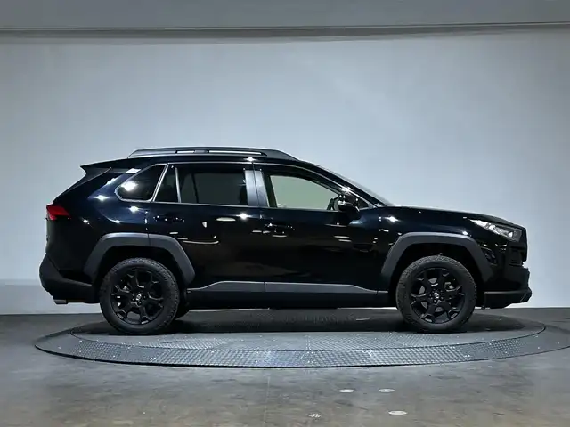 トヨタ ＲＡＶ４ アドベンチャー オフロードPKG 愛媛県 2022(令4)年 4.7万km アティチュードブラックマイカ ・純正ＳＤナビ　/・フルセグＴＶ　　/・追従型クルーズコントロール　/・ＬＥＤヘッドライト　/・純正ＥＴＣ　/・コーナーセンサー　　/・レーンキープアシスト　　/・アイドリングストップ　/・純正アルミホイール　/・スマートキー