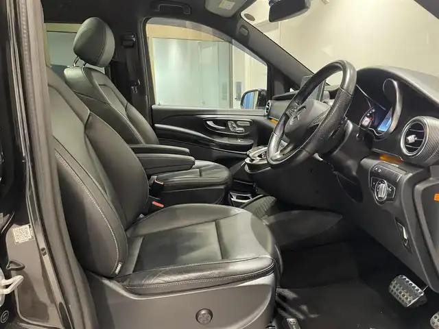 メルセデス・ベンツ Ｖ２２０ d スポーツ ロング 愛知県 2018(平30)年 5万km オブシディアンブラックM パノラミックＳ／Ｒ　/Ｂｕｒｍｅｓｔｅｒサウンド　/本革シート　/レーダーセーフティーＰＫＧ　/ＣＯＭＭＡＮＤナビ　/Ｂｌｕｅｔｏｏｔｈ　/３６０度カメラ　/フルセグＴＶ　/ＡＣＣ　/ＬＫＡ　/ＬＤＷ　/ＢＳＭ　/ＥＴＣ２．０/LEDヘッドライト/アイドリングストップ/ウィンカーミラー/パワーバックドア/両側パワースライドドア