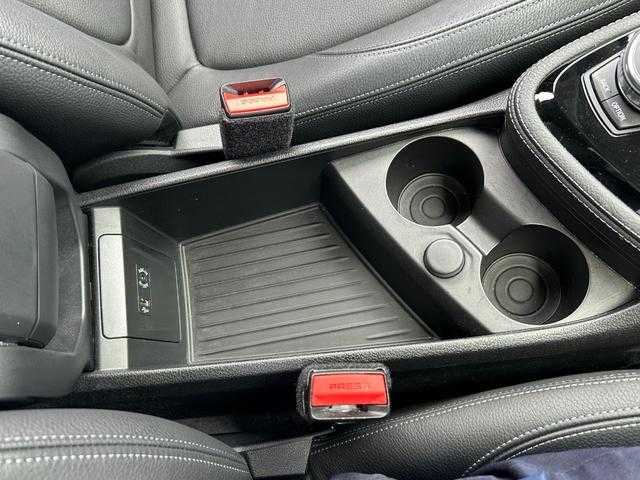 ＢＭＷ ２１８ｄ アクティブツアラー ラグジュアリー 埼玉県 2016(平28)年 3.2万km アルピンホワイト 黒革/シートヒーター/パワーシート/純正HDDナビ/(Bluetooth/CD/DVD)/バックカメラ/パワーテールゲート/ＬＥＤヘッドライト/ETC