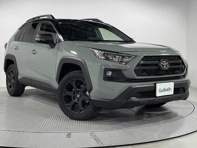 トヨタ ＲＡＶ４ アドベンチャー オフロードPKGⅡ 広島県 2024(令6)年 0.8万km Ｄグリーン 純正10.5型ディスプレイオーディオ/デジタルインナーミラー/バックカメラ/ブラック合皮シート/パワーシート/シートヒーター/ベンチレーション/ステアリングヒーター/マルチテレインセレクト/ダウンヒルアシストコントロール/クリアランスソナー/パーキングサポートブレーキ/ブラインドスポットモニター/セーフティセンス/・プリクラッシュセーフティ/・レーントレーシングアシスト/・オートマチックハイビーム/・レーダークルーズコントロール/・ロードサインアシスト/ルーフレール/LEDヘッドランプ/フロントフォグランプ/純正18インチAW/ETC2.0/USB入力端子