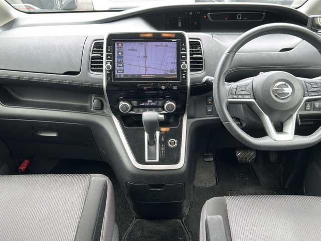 日産 セレナ ハイウェイスターVセレクションⅡ 福島県 2019(令1)年 4.5万km ダイヤモンドブラック 純正9インチナビ/（BT&DVD.CD&FMAMラジオ&フルセグTV）/アラウンドビューカメラ/エマージェンシーブレーキ/クルーズコントロール/ビルトインＥＴＣ/純正16inアルミホイール/オートライト/ＬＥＤライト/フォグランプ/ウィンカーミラー/電動格納ミラー/スマートキー/プッシュスタート/Ｗ＋サイドエアバッグ/横滑り防止装置/ＡＢＳ/ドアバイザー/純正フロアマット/保証書/取扱説明書/3列目シート/インテリジェントパーキングアシスト/前後ドライブレコーダー/アイドリングストップ/両側パワースライドドア/ステアリングスイッチ/電源ソケット