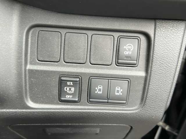 日産 セレナ ハイウェイスターVセレクションⅡ 福島県 2019(令1)年 4.5万km ダイヤモンドブラック 純正9インチナビ/（BT&DVD.CD&FMAMラジオ&フルセグTV）/アラウンドビューカメラ/エマージェンシーブレーキ/クルーズコントロール/ビルトインＥＴＣ/純正16inアルミホイール/オートライト/ＬＥＤライト/フォグランプ/ウィンカーミラー/電動格納ミラー/スマートキー/プッシュスタート/Ｗ＋サイドエアバッグ/横滑り防止装置/ＡＢＳ/ドアバイザー/純正フロアマット/保証書/取扱説明書/3列目シート/インテリジェントパーキングアシスト/前後ドライブレコーダー/アイドリングストップ/両側パワースライドドア/ステアリングスイッチ/電源ソケット