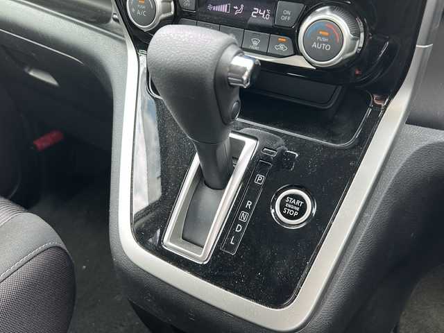 日産 セレナ ハイウェイスターVセレクションⅡ 福島県 2019(令1)年 4.5万km ダイヤモンドブラック 純正9インチナビ/（BT&DVD.CD&FMAMラジオ&フルセグTV）/アラウンドビューカメラ/エマージェンシーブレーキ/クルーズコントロール/ビルトインＥＴＣ/純正16inアルミホイール/オートライト/ＬＥＤライト/フォグランプ/ウィンカーミラー/電動格納ミラー/スマートキー/プッシュスタート/Ｗ＋サイドエアバッグ/横滑り防止装置/ＡＢＳ/ドアバイザー/純正フロアマット/保証書/取扱説明書/3列目シート/インテリジェントパーキングアシスト/前後ドライブレコーダー/アイドリングストップ/両側パワースライドドア/ステアリングスイッチ/電源ソケット