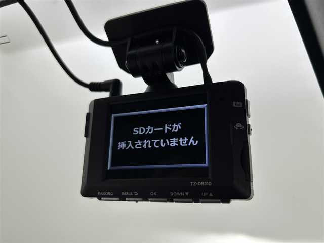 トヨタ ルーミー カスタムG 福岡県 2023(令5)年 3.8万km ブラックマイカメタリック/パールホワイト2トーン 純正９型ディスプレイオーディオ（ＢＴ，フルセグＴＶ）　/全方位カメラ　/ビルトインＥＴＣ　/前後ドラレコ　/ＡＣＣ　/コーナーセンサー　/衝突軽減ブレーキ　/両側電動スライドドア　/シートヒーター　/社外１５インチＡＷ