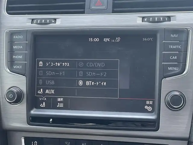 フォルクスワーゲン ゴルフ TSI コンフォートライン プレミアムED 愛知県 2015(平27)年 6.9万km 青Ｍ ワンオーナー　/DiscoverPro  /フルセグ　/ビルトインETC /バックカメラ　/ステアリングスイッチ　/ドライブレコーダー　/アダプティブクルーズコントロール　/HIDヘッド　/パドルシフト　/スマートエントリー　/プッシュスタート　/オートライト　/保証書　/説明書　
