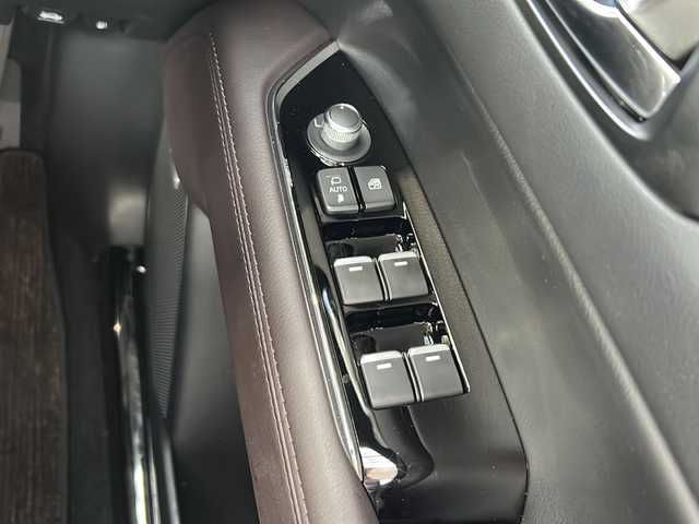 マツダ ＣＸ－５ XD エクスクルーシブモード 愛知県 2022(令4)年 1.9万km マシーングレープレミアムM /禁煙//ワンオーナー//メーカーナビ//フルセグ/BT/USB/FM/AM//BOSEプレミアムサウンド//全方位カメラ//純正19AW//茶レザーシート//シートメモリー//前席パワーシート//前席シートヒーター//前席ベンチレーション//ワイヤレス充電//革巻ステアリング//ステアリングスイッチ//ステアリングヒーター//ドライブレコーダー//ETC//クリアランスソナー//i-stop//ACC/SBS/SCBS//レーンキープアシストシステム//車間認知支援システム//車線逸脱警報システム//ブラインドスポットモニタリング//車間制御//速度標識警報//ドライバーアテンションアラート//ACC//オフロードトラクションアシストスイッチ//LEDオートライト//ヘッドライトウォッシャー//Rフォグ//リヤワイパー//プッシュスタート//防眩ルームミラー//トノカバー//社外スカッフプレート//フロアマット//USB充電//新車時保証書//取扱説明書/ナビ取説/ドラレコ取説//スマートキー//スマートスペアキー