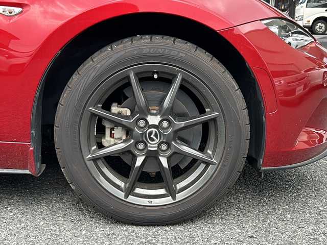 マツダ ロードスター S スペシャルパッケージ 茨城県 2016(平28)年 8.2万km ソウルレッドプレミアムメタリック 純正ナビ/ＥＴＣ/ドラレコ/フルセグＴＶ/Ｂｌｕｅｔｏｏｔｈ/ＣＤ/ＤＶＤ/ＵＳＢ/純正フロアマット/純正アルミホイール/レーンキープアシスト/オートライト/横滑り防止装置