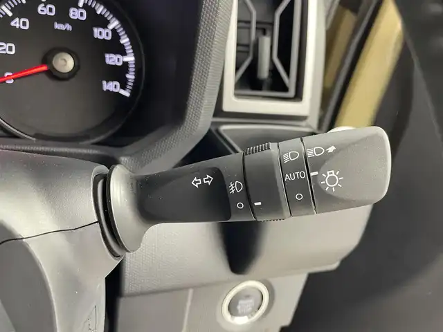 ダイハツ タフト G ダーククロムベンチャー 群馬県 2025(令7)年 0.1千km サンドベージュメタリック 届出済未使用車/ガラスルーフ/スマートアシスト/衝突回避支援ブレーキ/衝突警報機能/ブレーキ制御付誤発信抑制機能/車線逸脱抑制制御機能/車線逸脱警報機能/先行車発信お知らせ機能/ふらつき警報/標識認識機能/サイドビューランプ/コーナーセンサー/路側逸脱警報機能/全車速追従機能付きアダプティブクルーズコントロール/シートヒーター（D/N）/電動サイドブレーキ/ブレーキオートホールド/ステアリングスイッチ/革巻きステアリング/電動格納ミラー/2.1A USB/プッシュスタートボタン/アイドリングストップ/シートリフター/スマートキー/スペアキー（1本）/オートライト/LED/フォグ/純正15インチAW